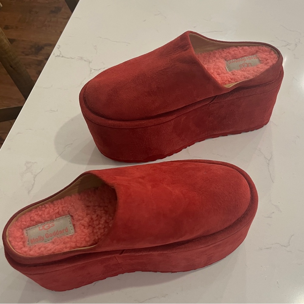 Gently Used UGG X Molly Goddard platform size 7 UGGS. Runway Style. RARE! - Picture 4 of 8